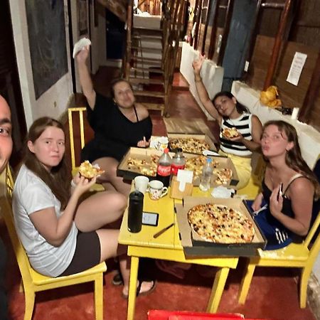 Hostel La Ballena Backpacker 라스갈레라스 외부 사진