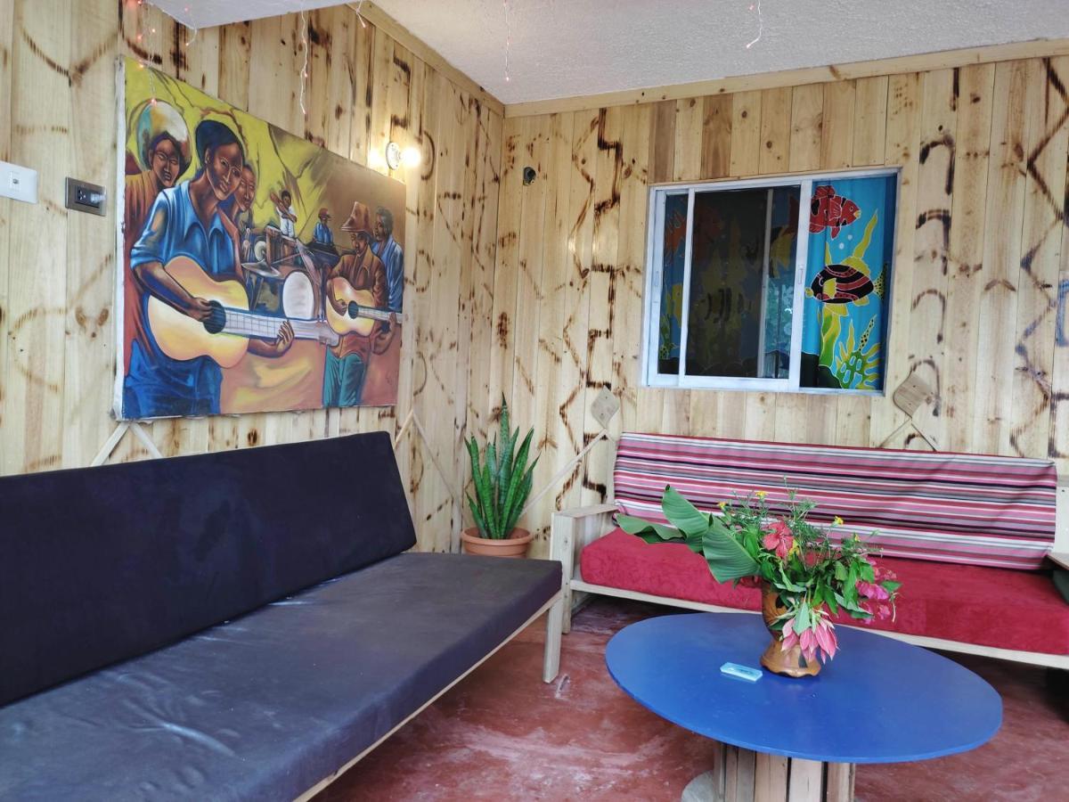 Hostel La Ballena Backpacker 라스갈레라스 외부 사진