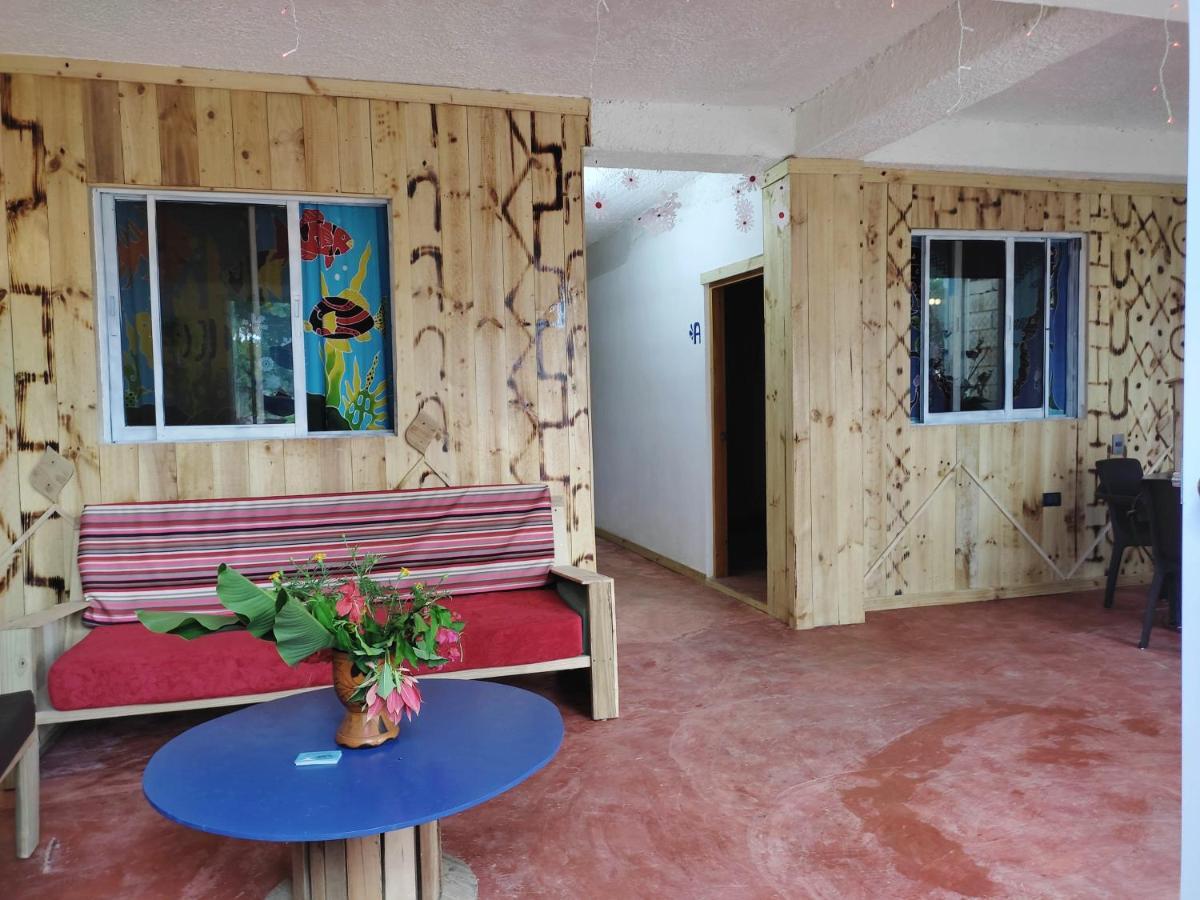 Hostel La Ballena Backpacker 라스갈레라스 외부 사진