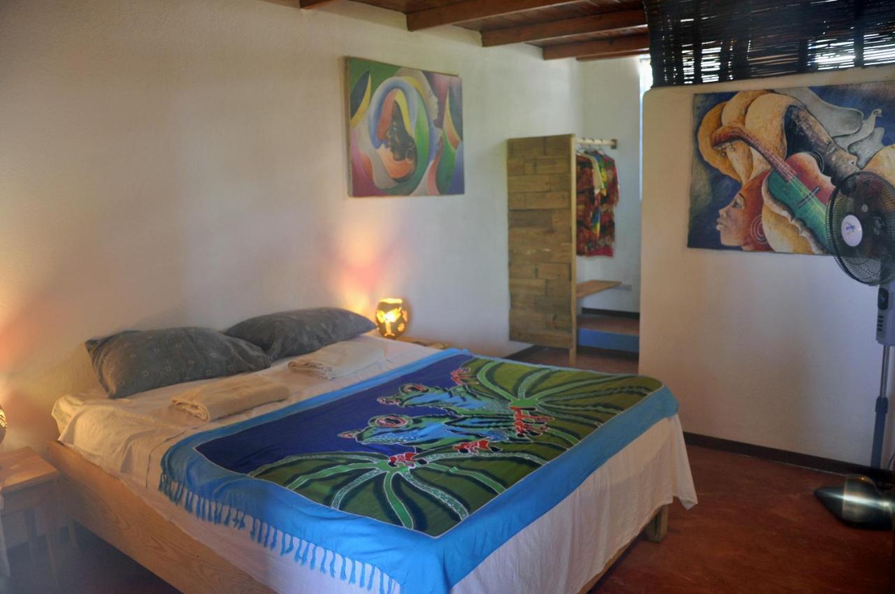 Hostel La Ballena Backpacker 라스갈레라스 외부 사진
