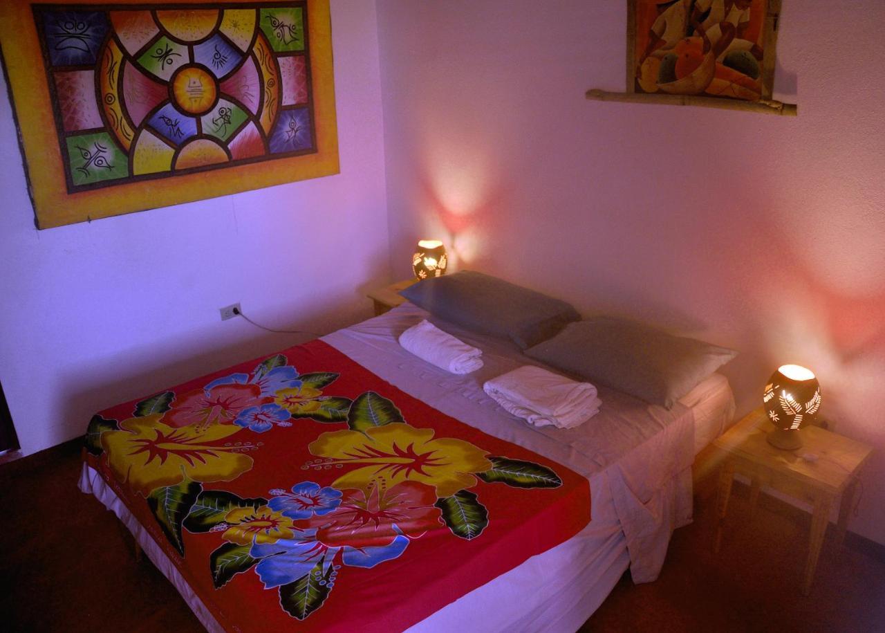 Hostel La Ballena Backpacker 라스갈레라스 외부 사진